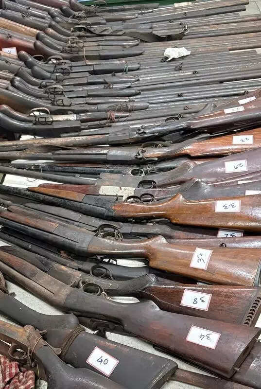 Bengal STF arrests 3 owners of 190-yr-old gun shop in central Kol