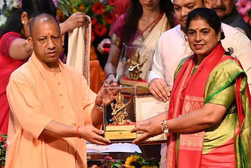 Include nat’l heroes in primary education curriculum: Yogi