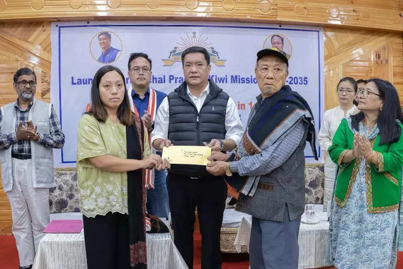 Khandu hands over 50L ex gratia to kin of Corporal Hailyang
