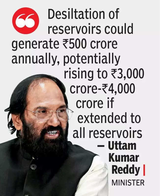 Uttam directs officials to expedite project approvals, desiltation works
