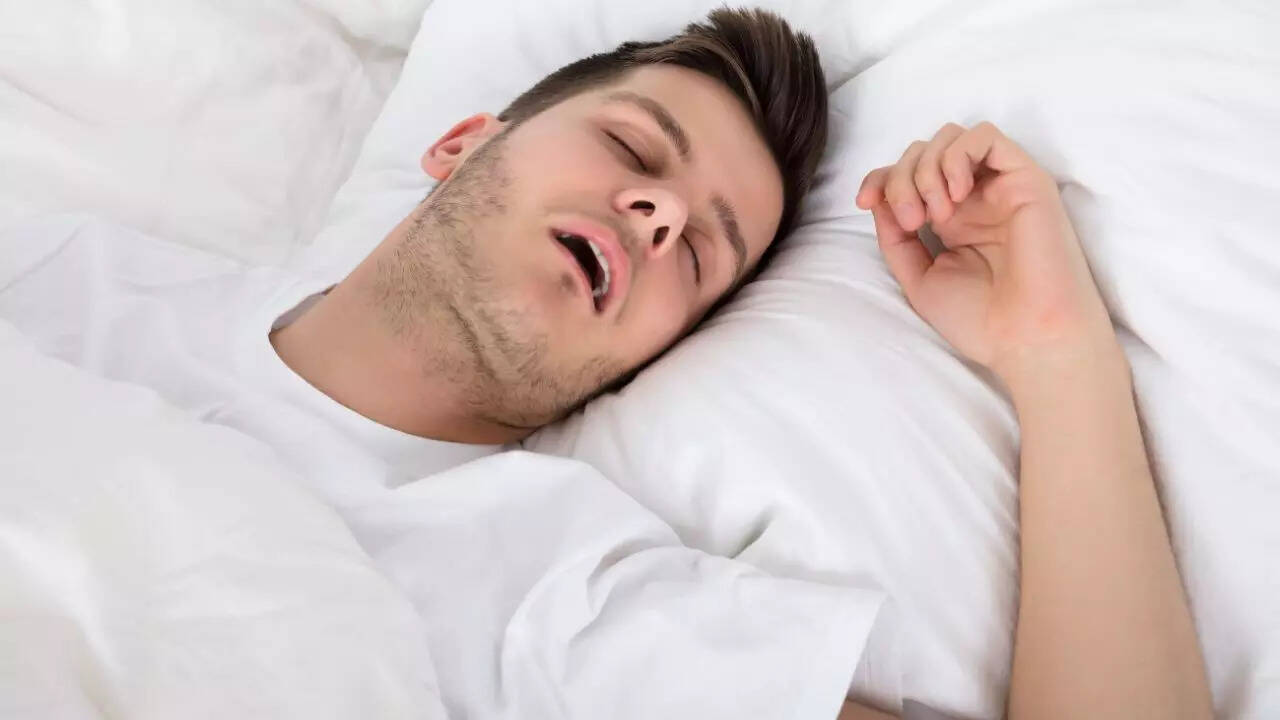 This vitamin deficiency could be the reason behind your nighttime snoring