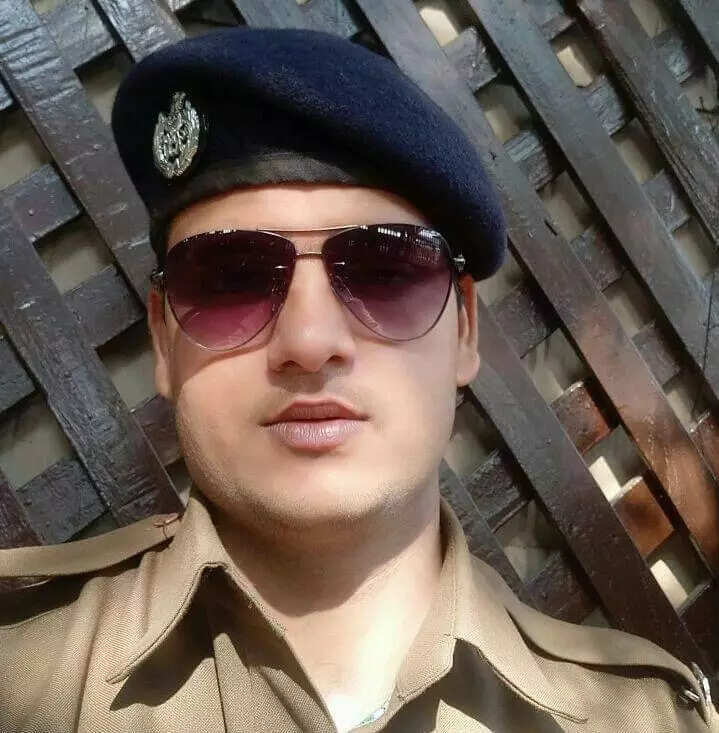Jaipur-Mumbai train shooting case: Witness who pulled chain examined in trial against dismissed RPF man Chetan Singh