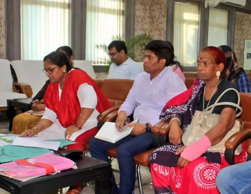 Bokaro District Administration Launches Campaign for Transgender Identity Cards and Rights