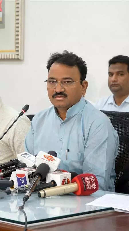 msid 123793802,imgsize 28308 https://jaipur.visitinrajasthan.com/wp-content/uploads/2023/10/cropped-cropped-R-2.png