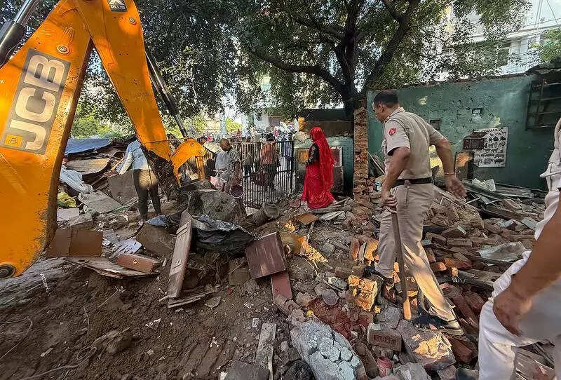 After 15 years, GMDA reclaims Sector 31 green belt, razes 100 shanties