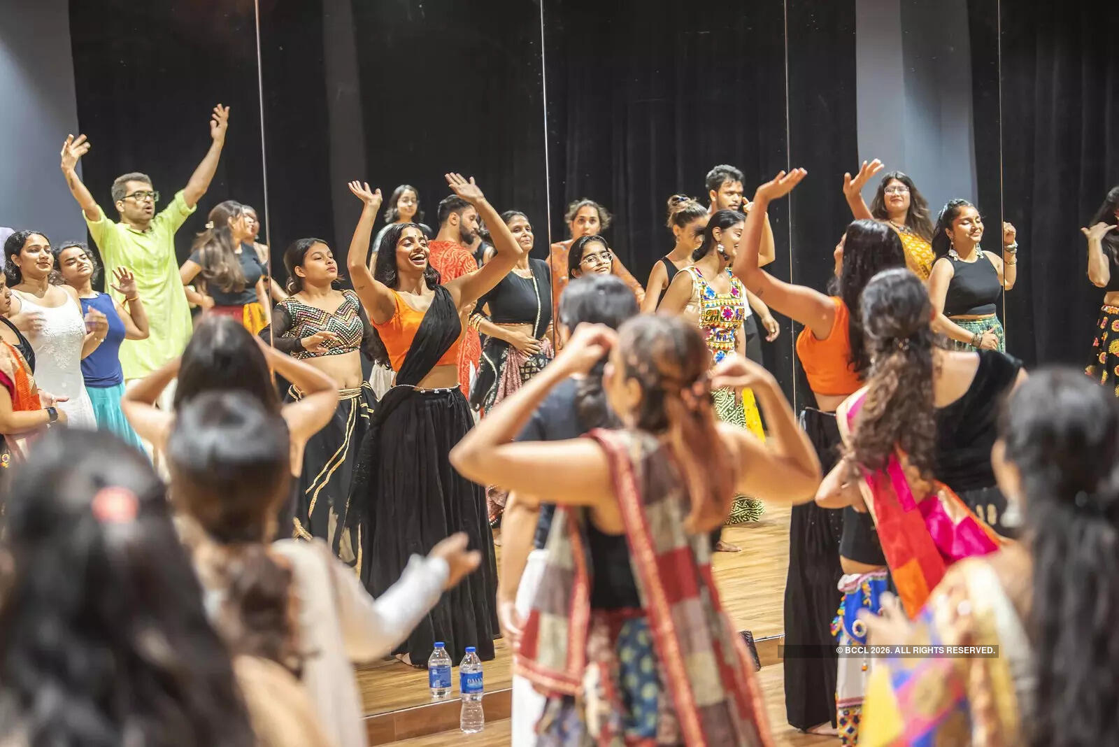 Say shubharambh to Navratri with garba workshops in NCR