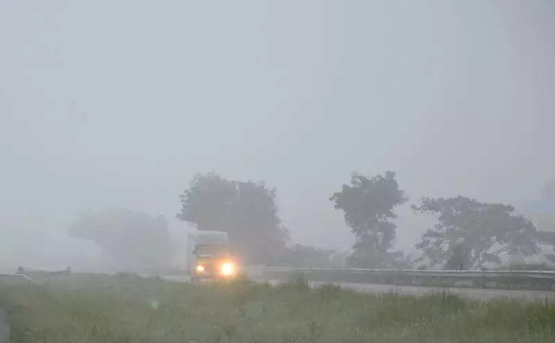 Bengaluru slips in clean air rankings due to rising vehicular emissions & road dust