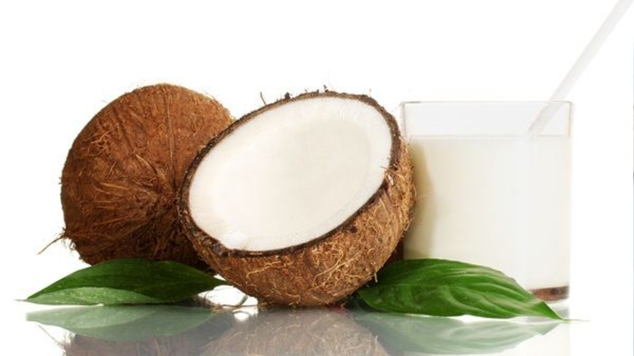 Coconut milk hair packs