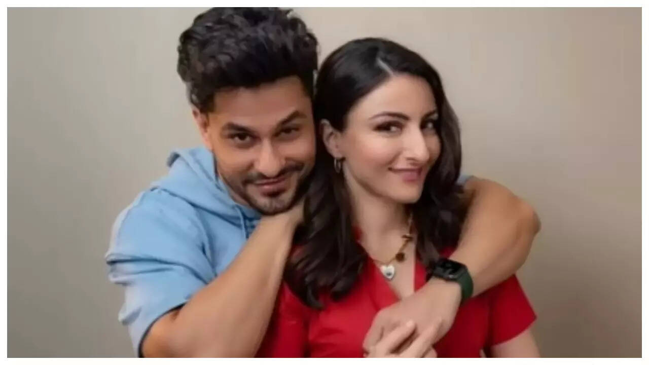 Soha on Sharmila Tagore's advice before living-in with Kunal