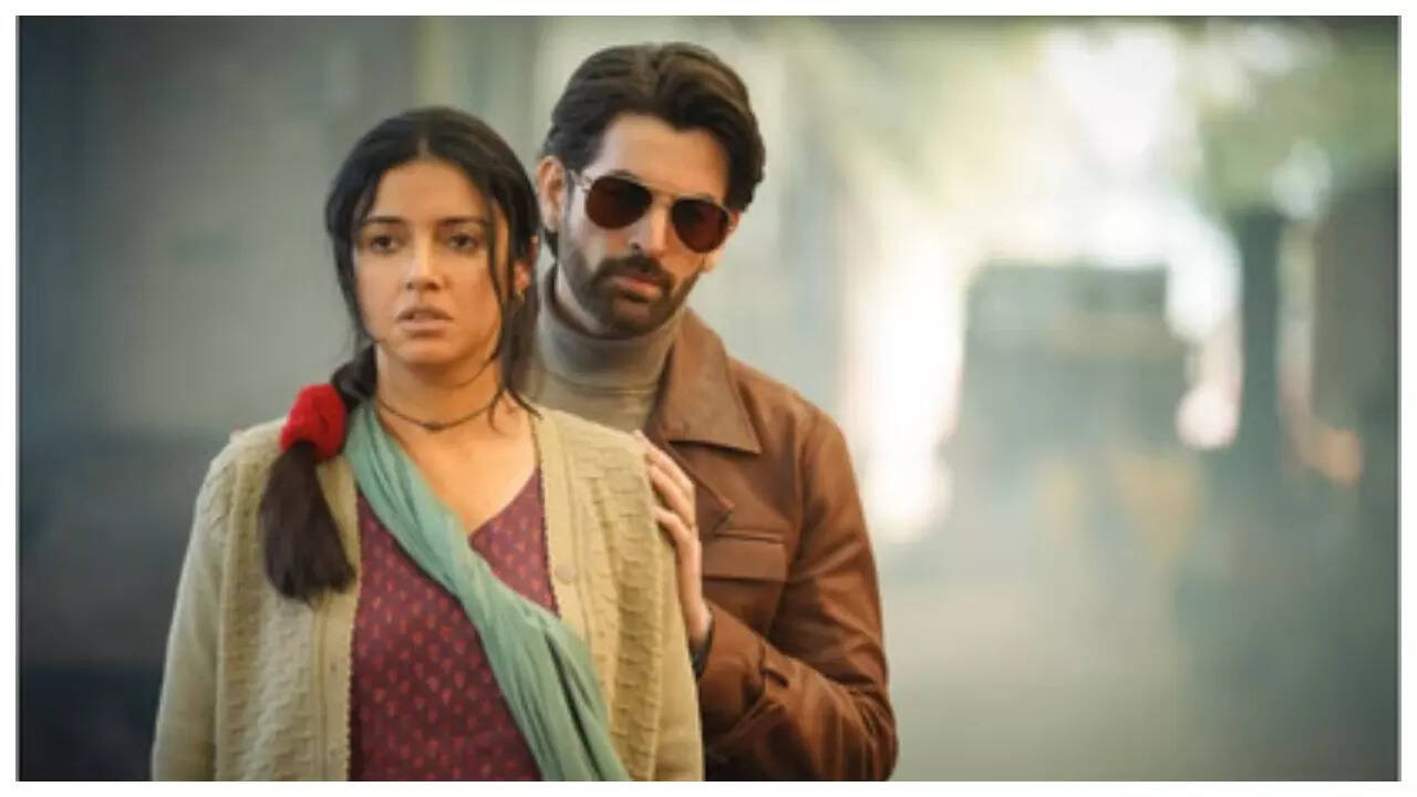 Divya Khosla's ‘Ek Chatur Naar’ opens with Rs 50 lakh