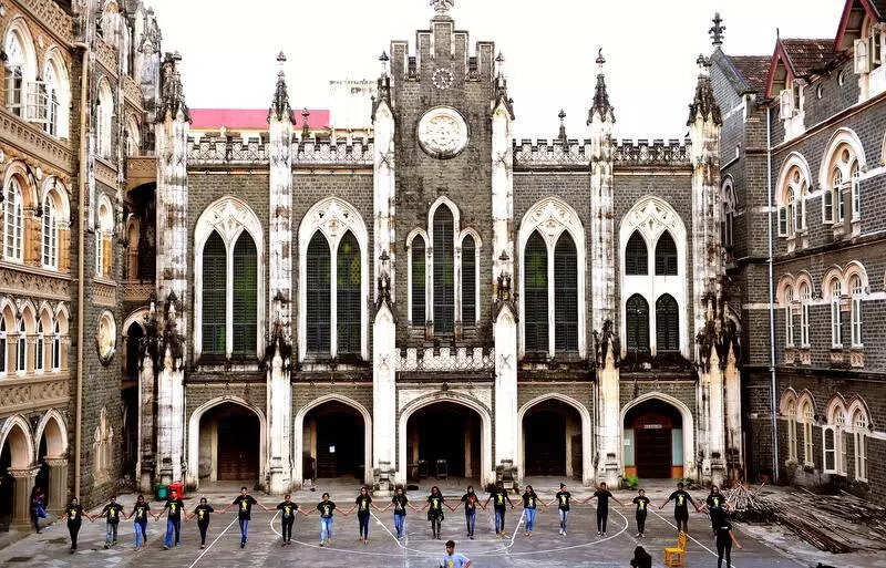Smart solar bench installed at St. Xavier’s College in Mumbai