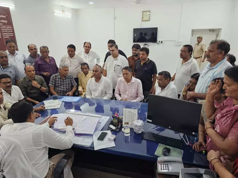 msid 123907343,imgsize 52050 https://jaipur.visitinrajasthan.com/wp-content/uploads/2023/10/cropped-cropped-R-2.png