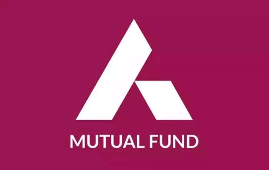 Ex-Axis MF fund mgr pays Rs 86L, case shut