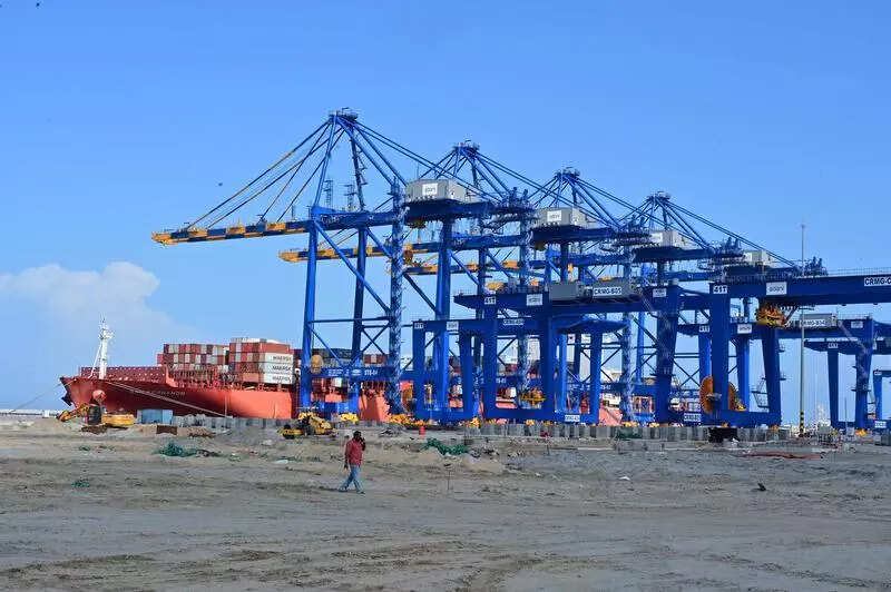 Vizhinjam port to install dynamic mooring system
