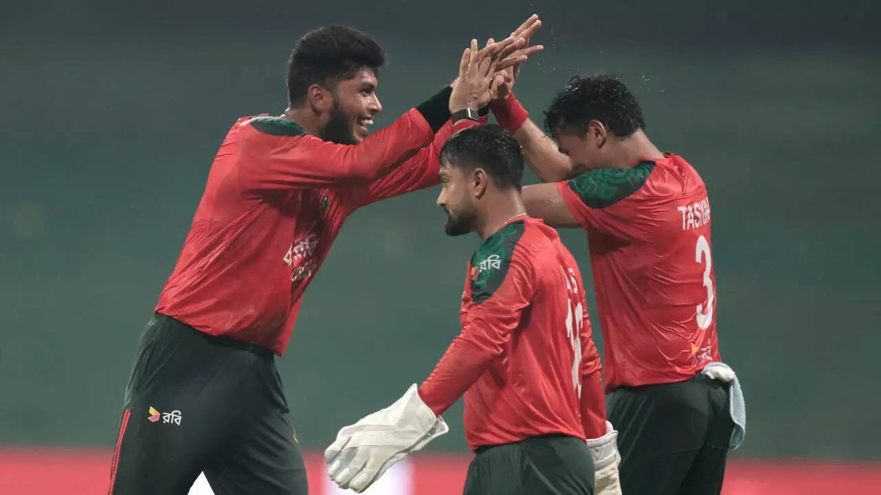 Asia Cup: B'desh beat Afghanistan to stay alive in Super 4s race