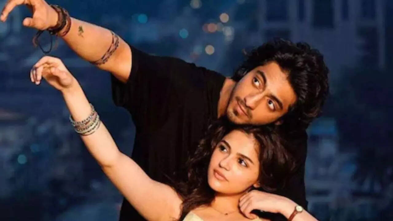 Fans name a star as 'Saiyaara'; Ahaan-Aneet REACT