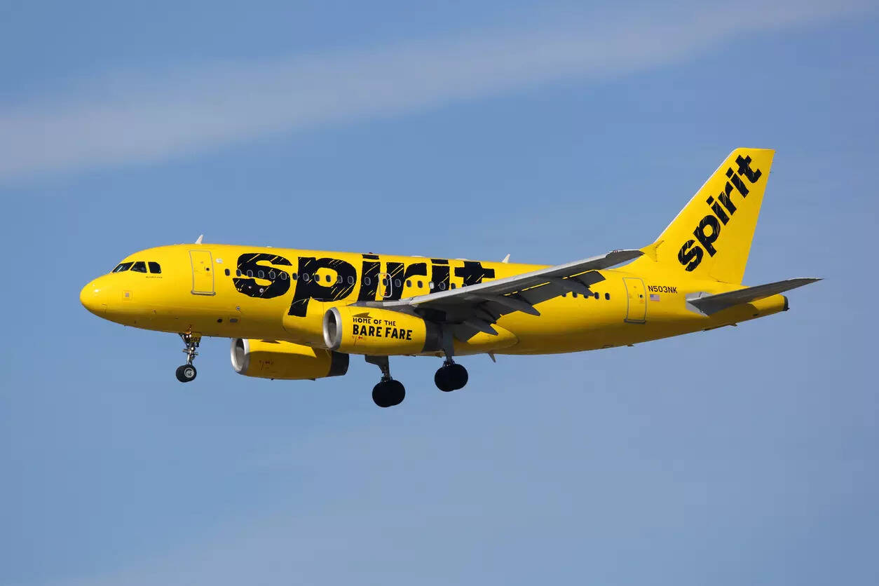 'Get off the iPad': Air traffic controller scolds pilot; flight flew close to Air Force One