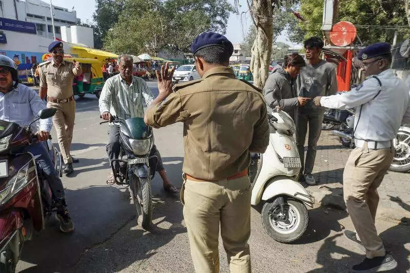 HC directs police to enforce traffic rules strictly