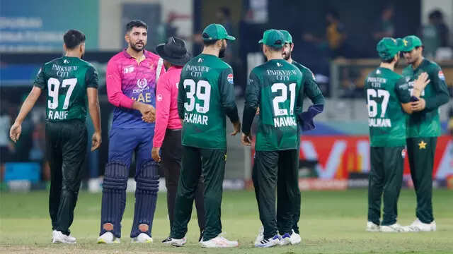 Asia Cup: Pakistan join India in Super 4s; Group B fight goes down to the wire