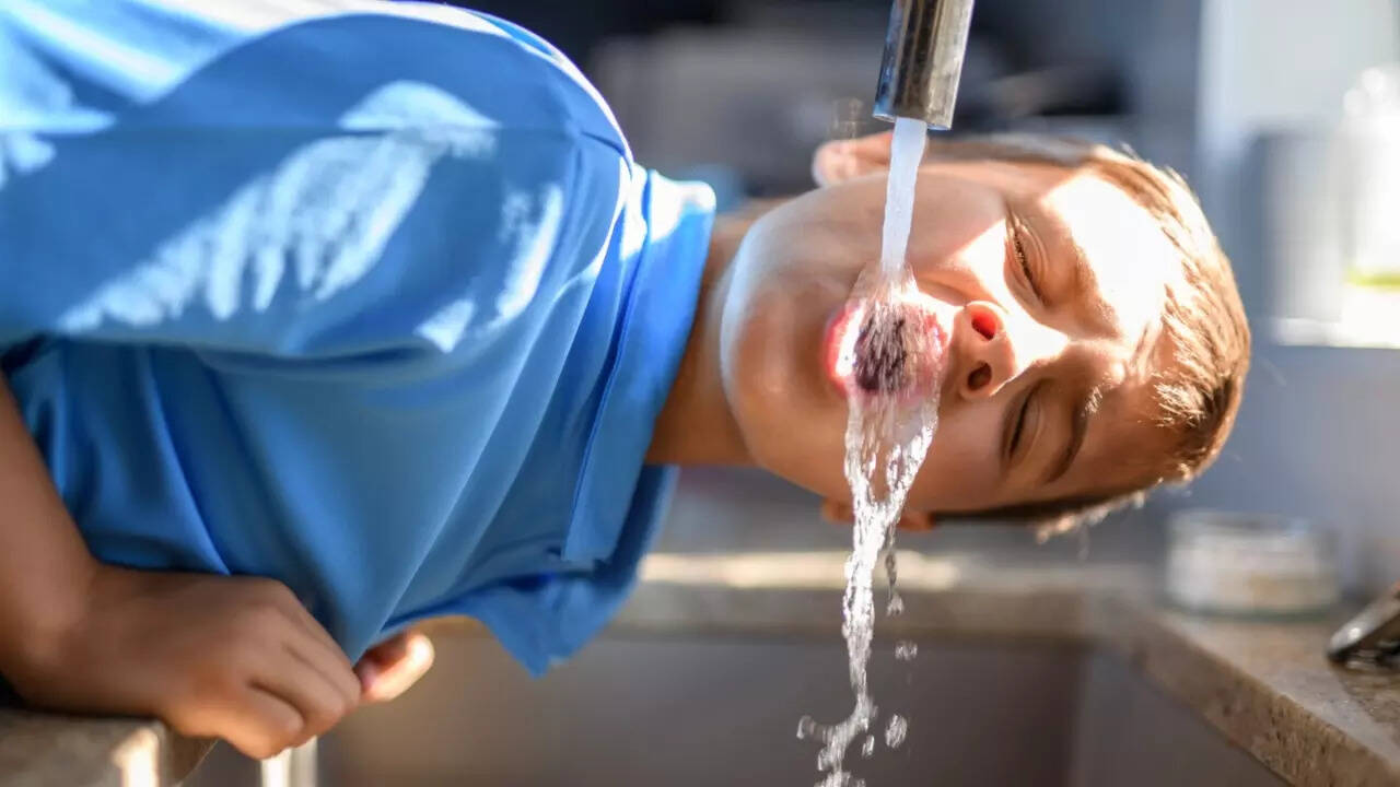 Water is a silent academic booster: 5 ways to use it to sharpen students’ memory before homework