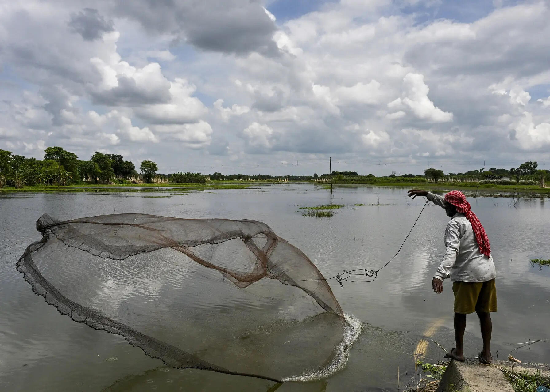 Local fisherfolk in South Goa ask for control of sopo contract