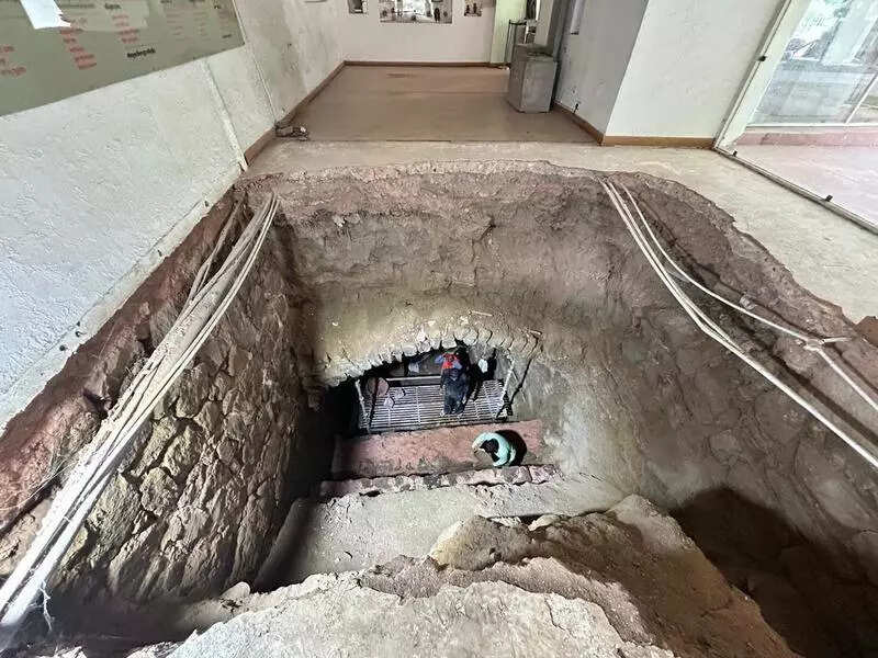 Repair starts at Purana Qila’s gallery a year after cave-in