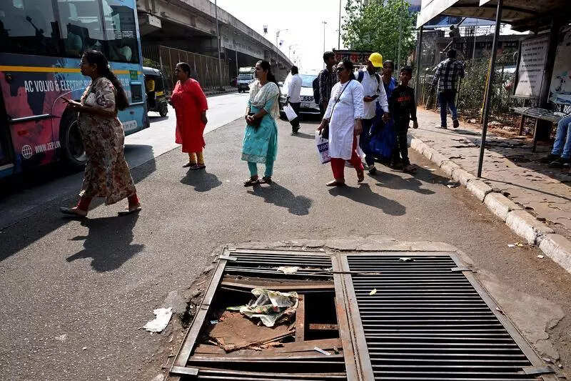 Karanjade residents complain to Cidco about drain line issues