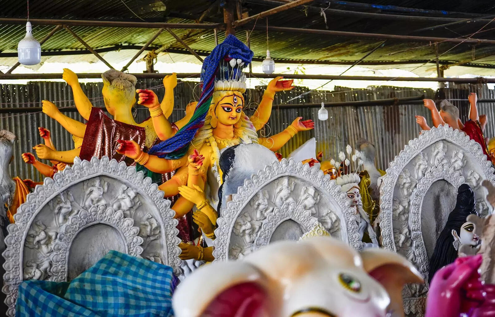 Bengaluru artisans put the final touches on Durga Puja idols