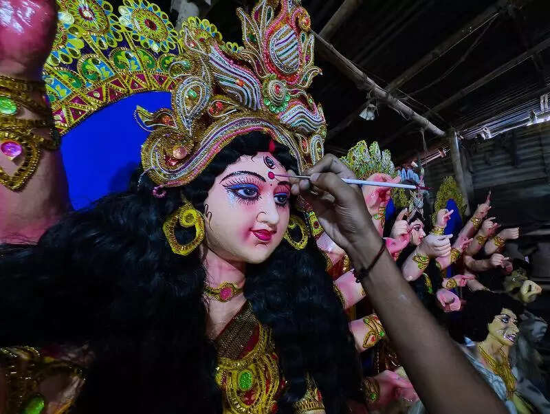 Dussehra committees aim to ‘tech back’ tradition