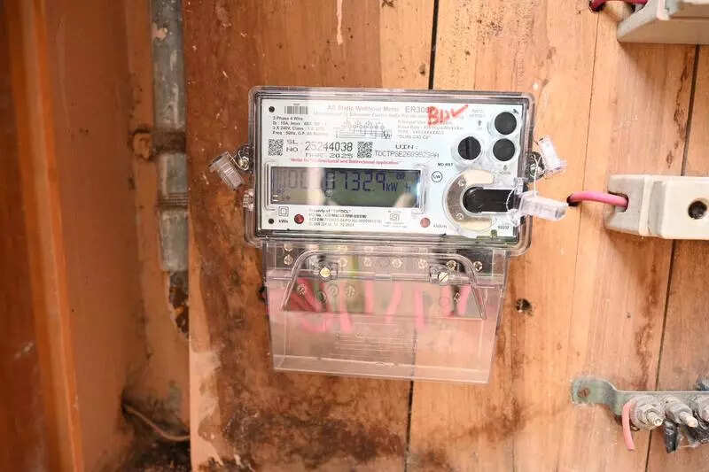 Assessor’s negligence leaves lux flats with sky-high power bills