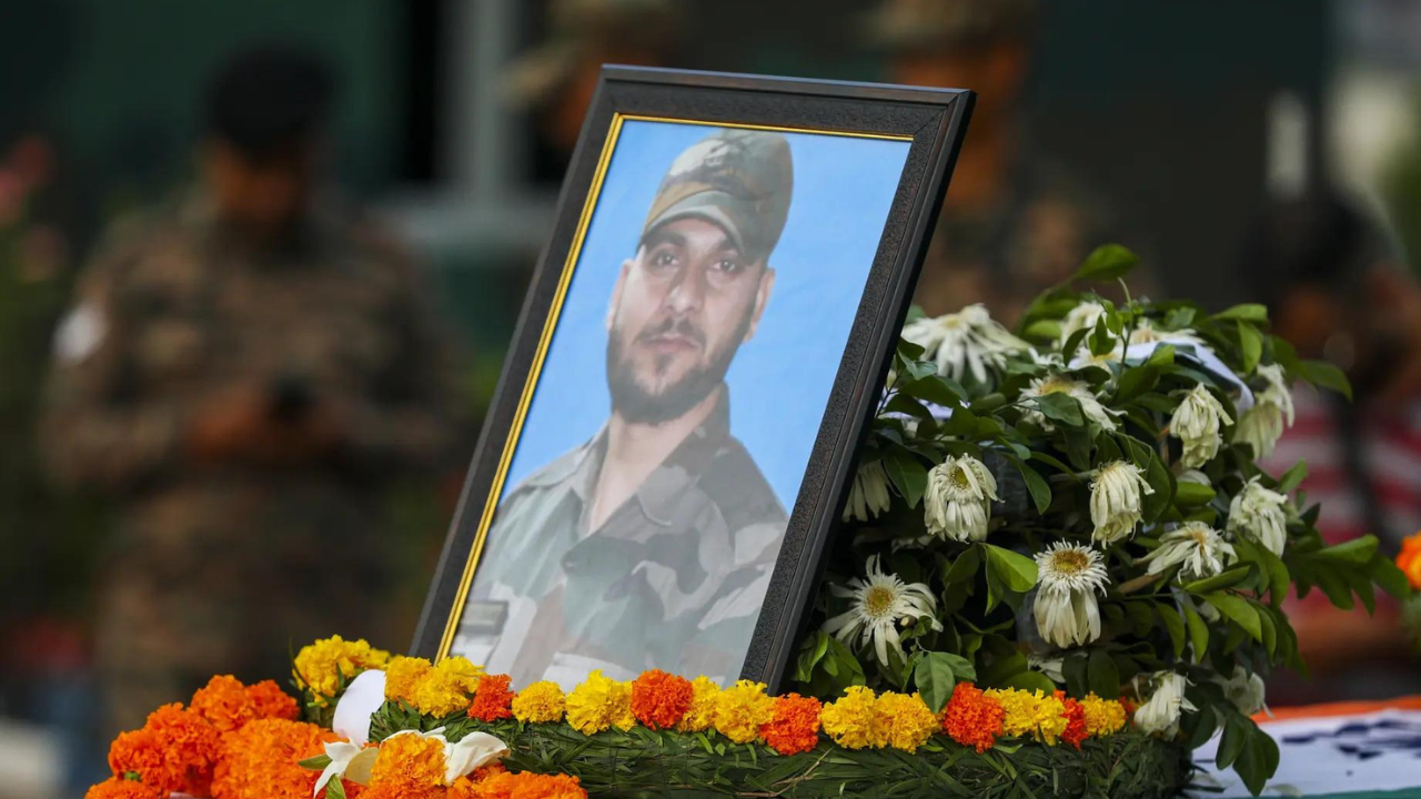 Tributes paid to fallen soldier; operation on to track down terrorists in J&K forest