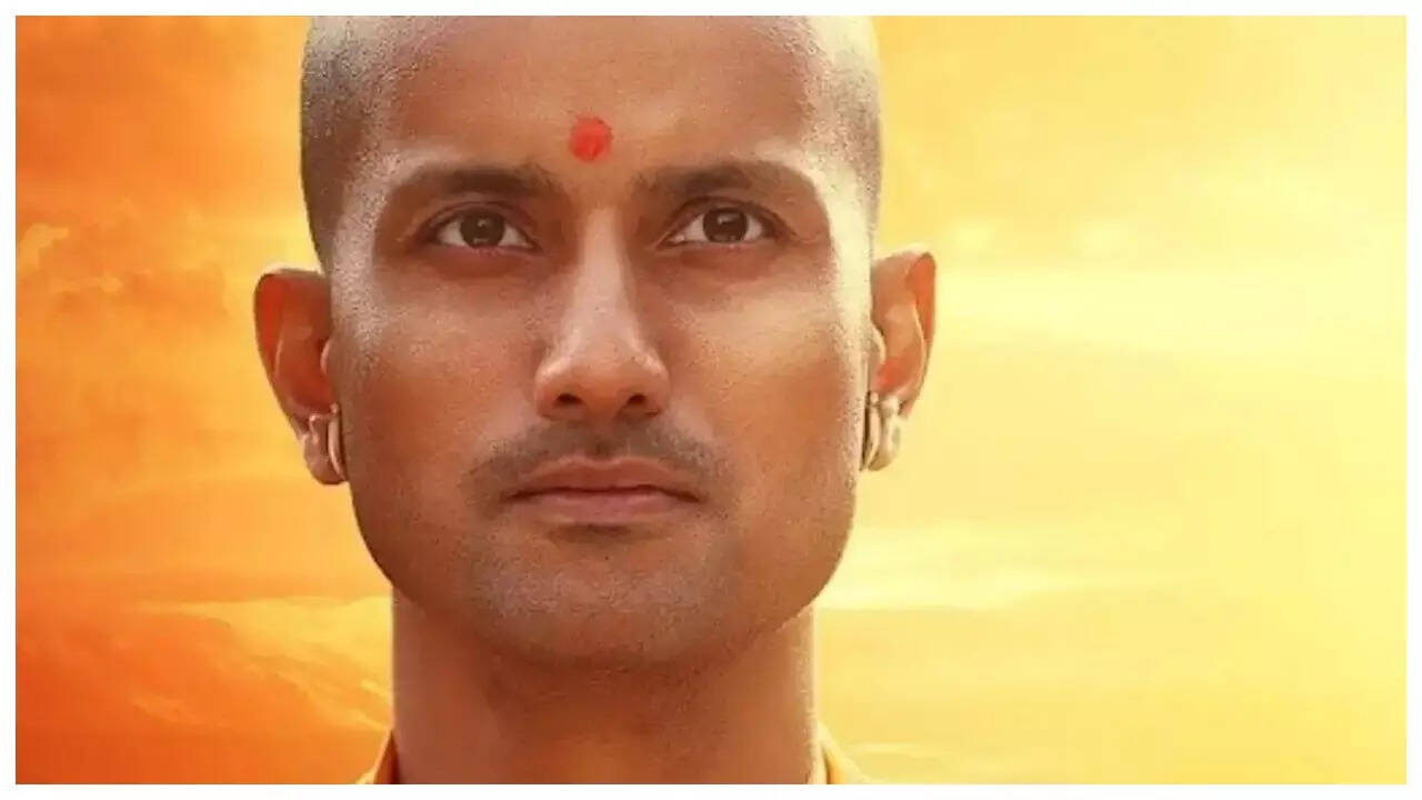 Ajey earns just Rs 14 lakh on Monday