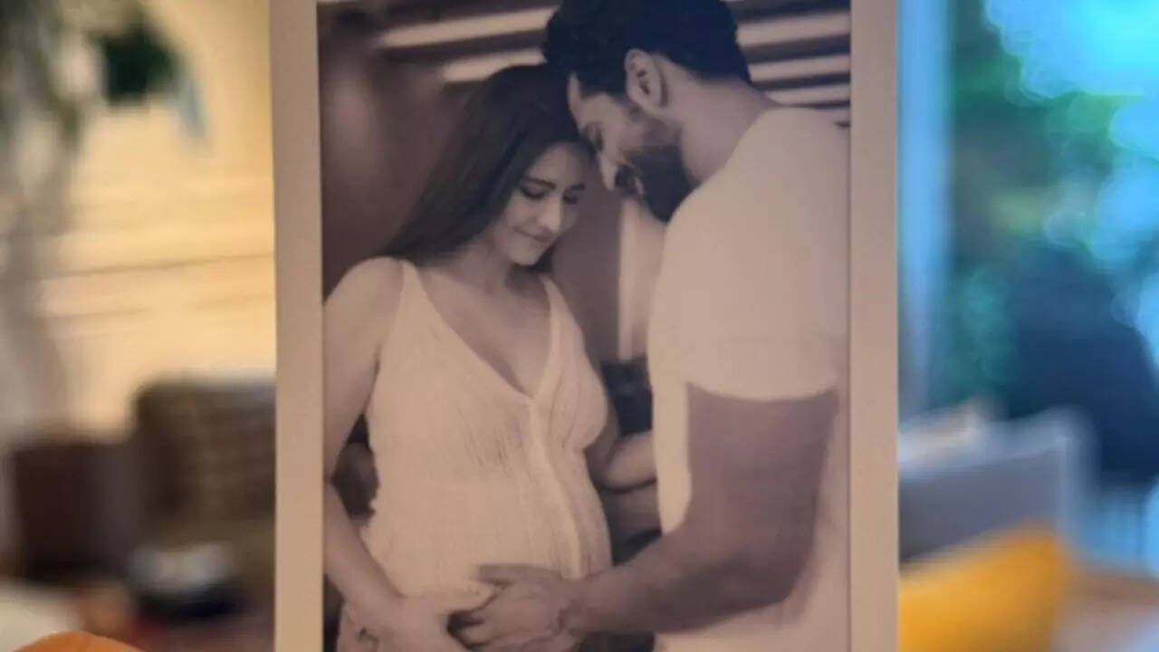 It's official! Vicky-Katrina announce pregnancy