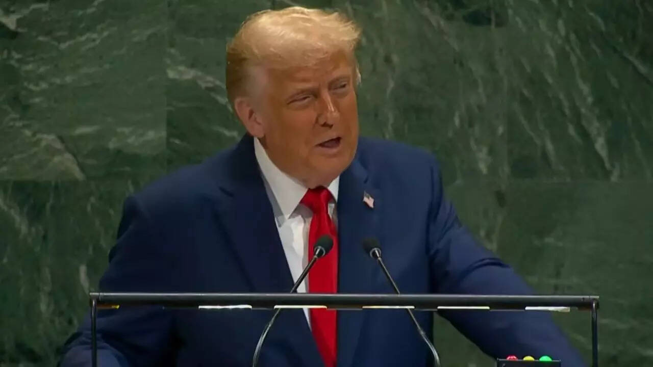 Two things I got: Trump mocks UN over broken escalator, teleprompter