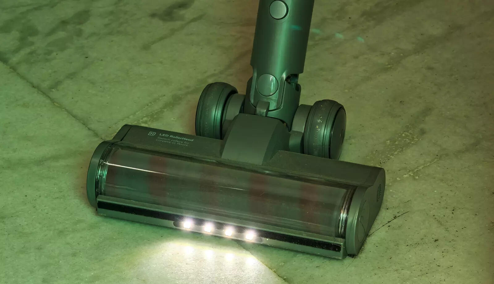 LEDs light up so you can see dust easily