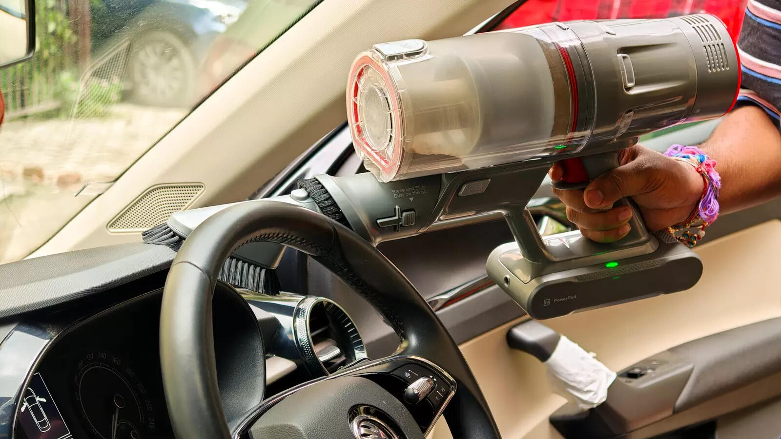 It's nearly perfect for cleaning cars