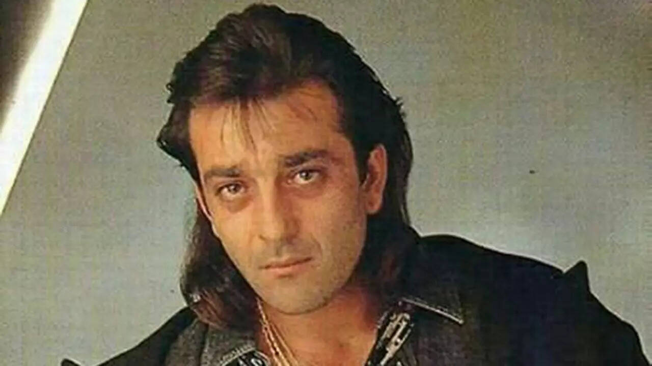 When Saroj Khan fell off her chair seeing Sanjay Dutt dance