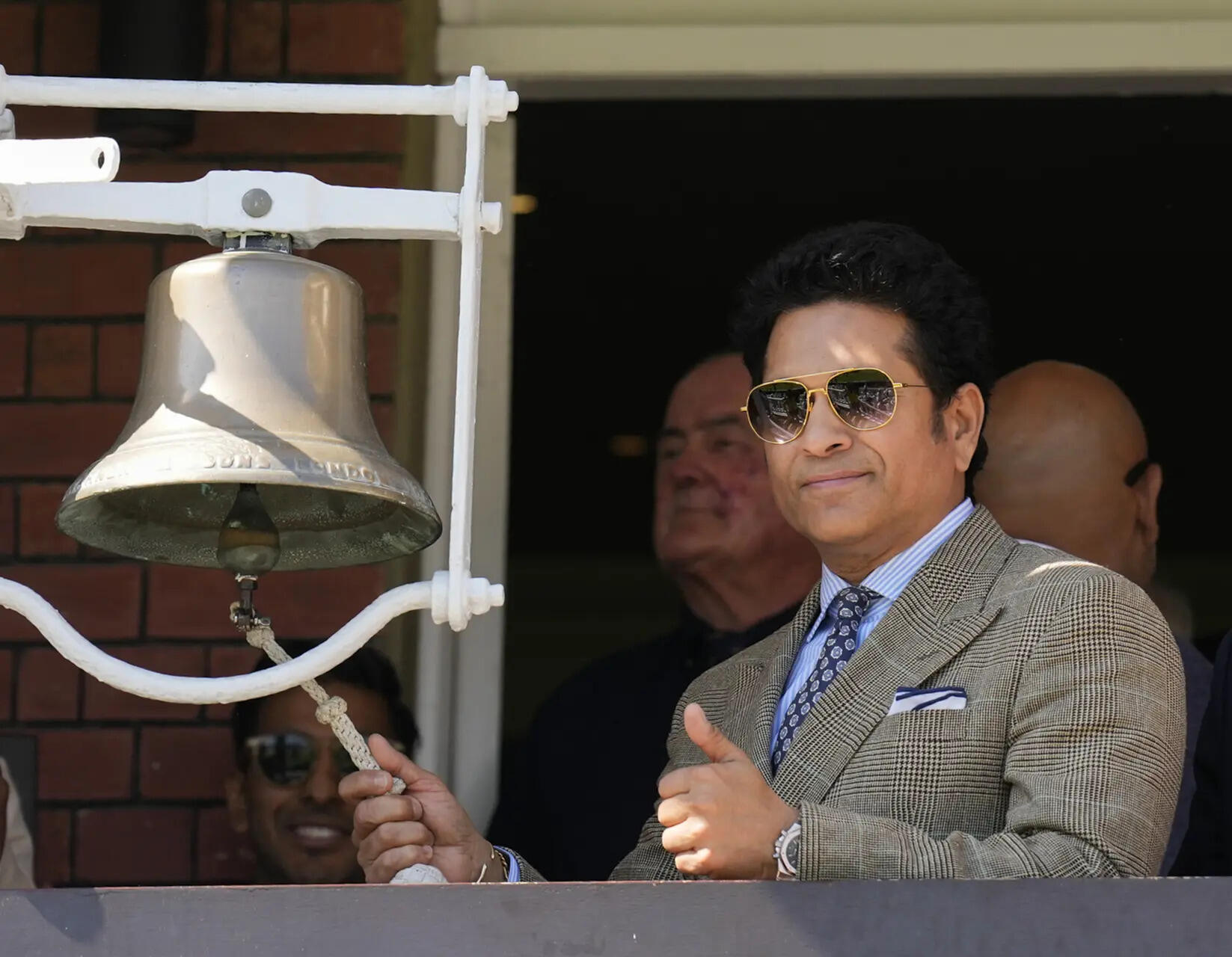 Tendulkar pens heartfelt note on Bird's demise: 'He made the game richer'