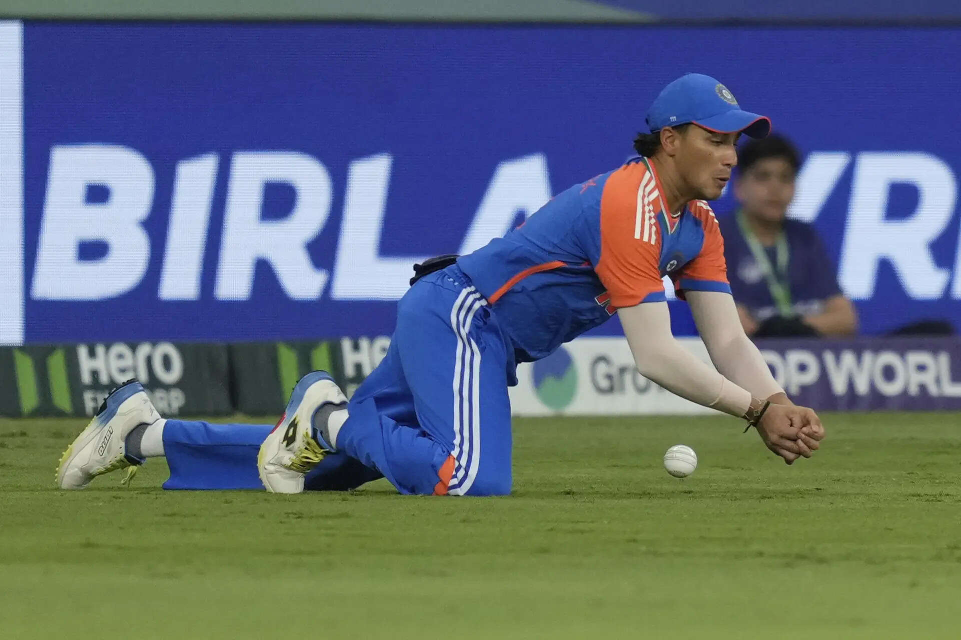 'What’s the coach doing?': Former India star slams team’s poor fielding