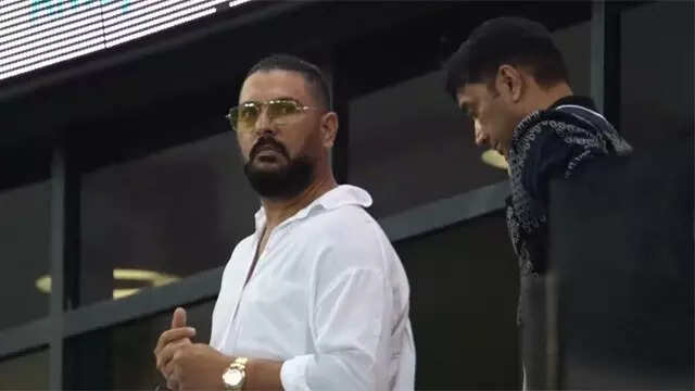 Yuvraj cheers from Dubai stands as protege Abhishek gears up for big chase