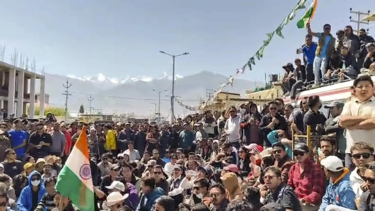 Ladakh: After LAB cancels meet with Centre, MHA says 'open for dialogues' any time