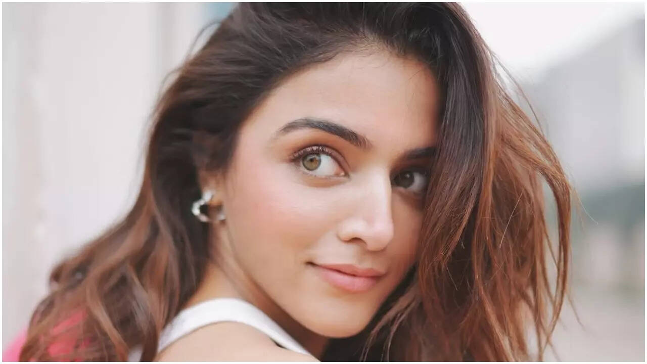 Tiki Taka first poster out: Wamiqa reunites with Asif Ali