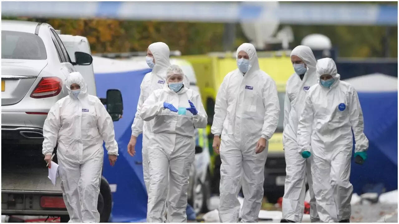 Manchester synagogue attack: Suspect on bail in rape case, influenced by Islamist ideology- Key points