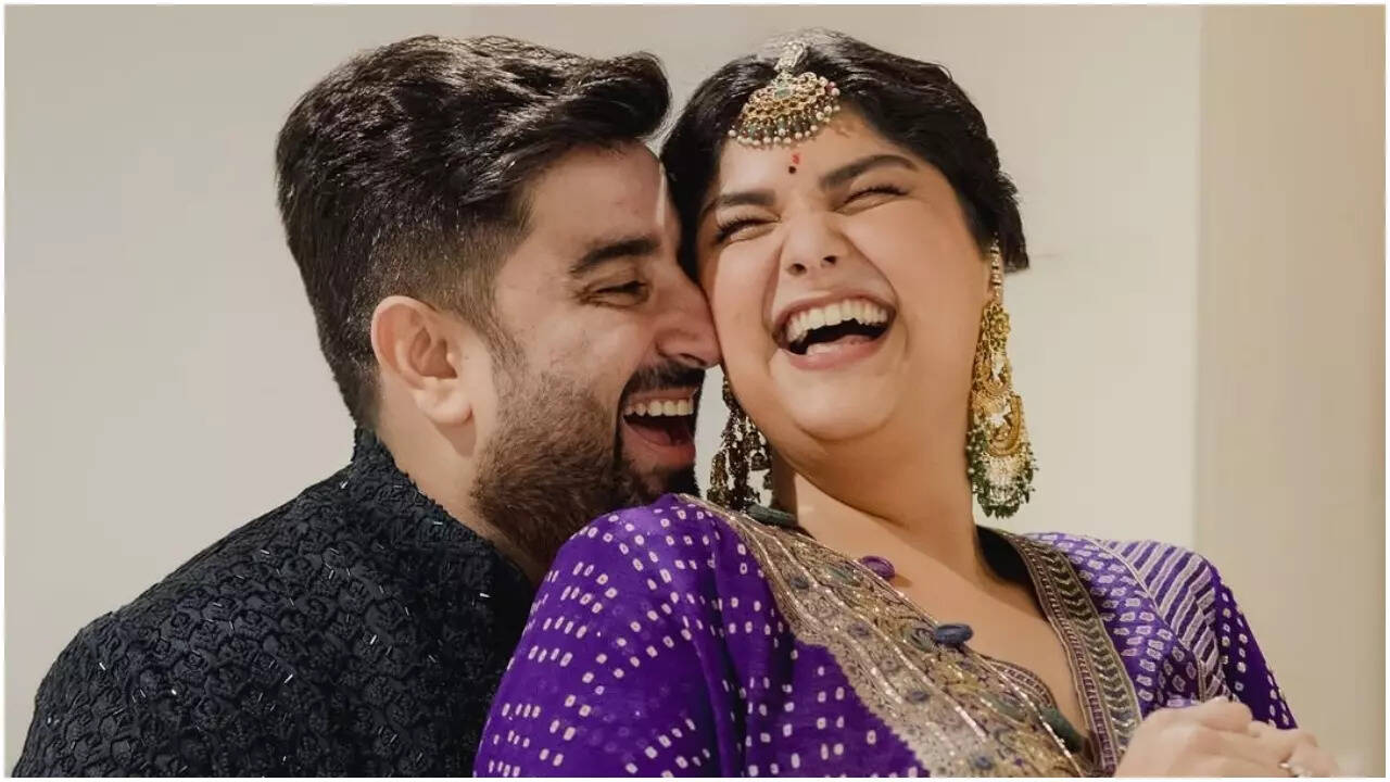 Anshula Kapoor shares engagement photos with fiancé Rohan Thakkar; misses late mother Mona in emotional post