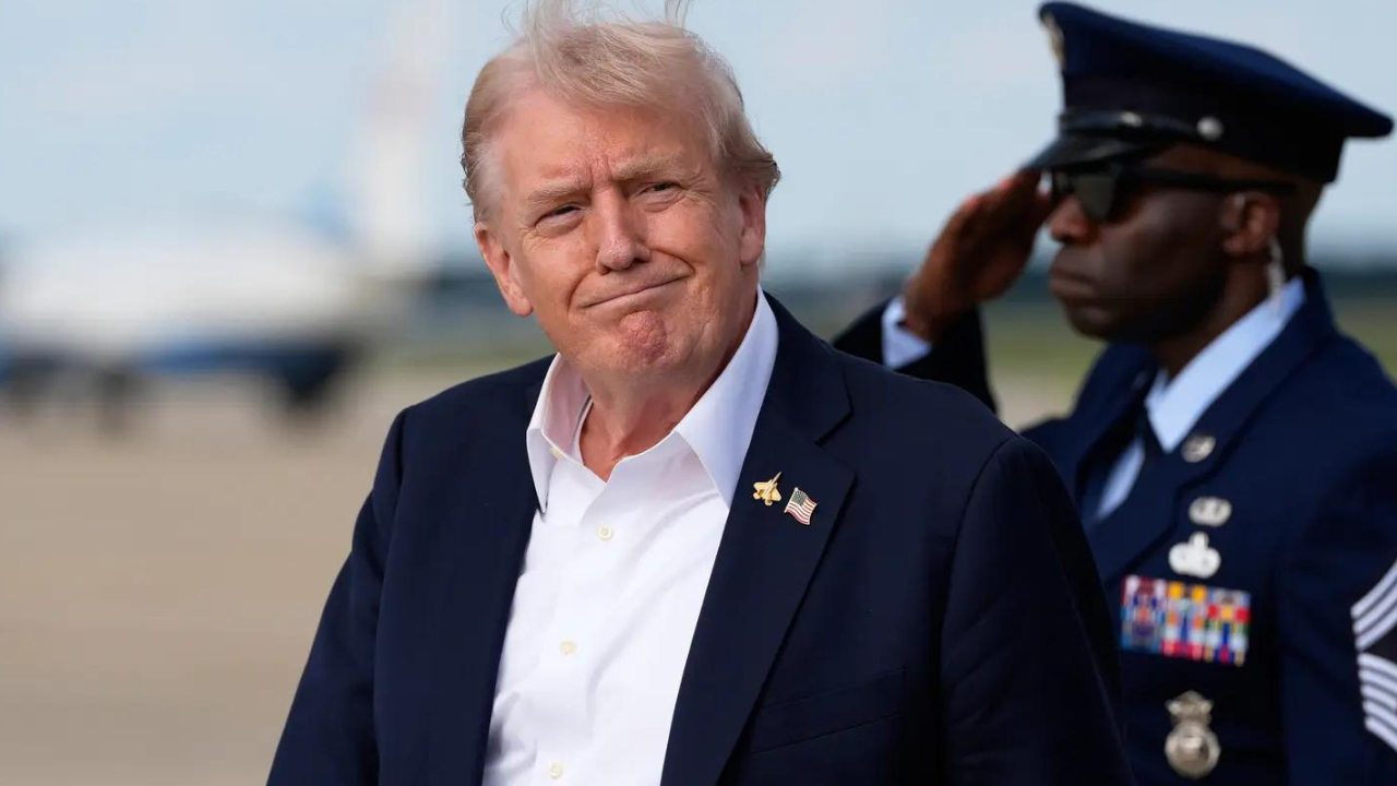 Legal setbacks mount for Donald Trump's order on birthright citizenship