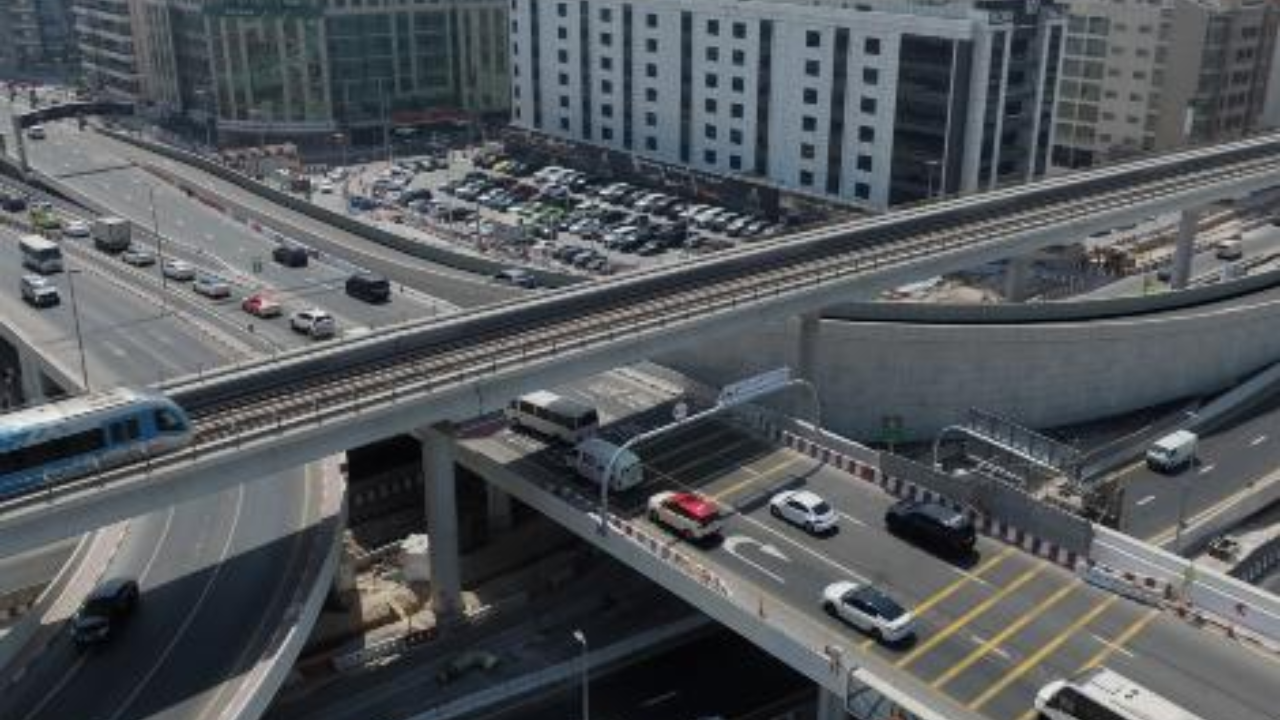 Dubai opens 300 metre bridge, cuts travel time to Mall of the Emirates to 1 minute