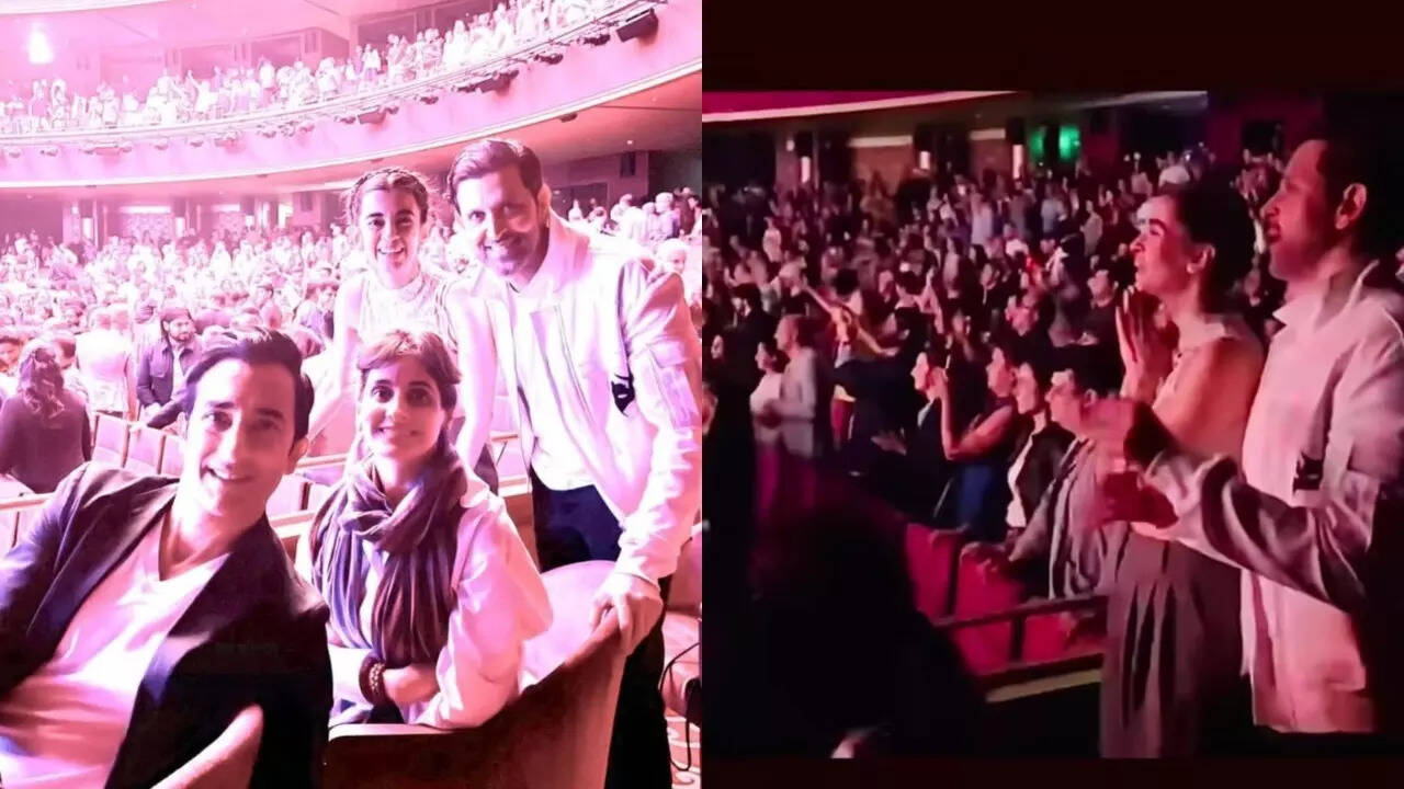 Pics: Hrithik Roshan-Saba Azad enjoy a musical night