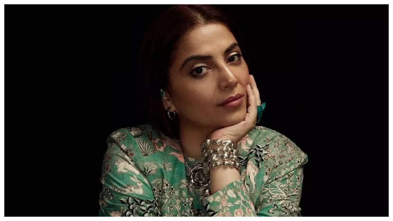 Sonam on Rishi Kapoor making her feel at ease during bikini scene