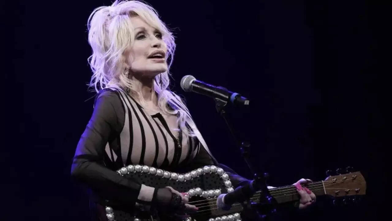 Dolly Parton (3)