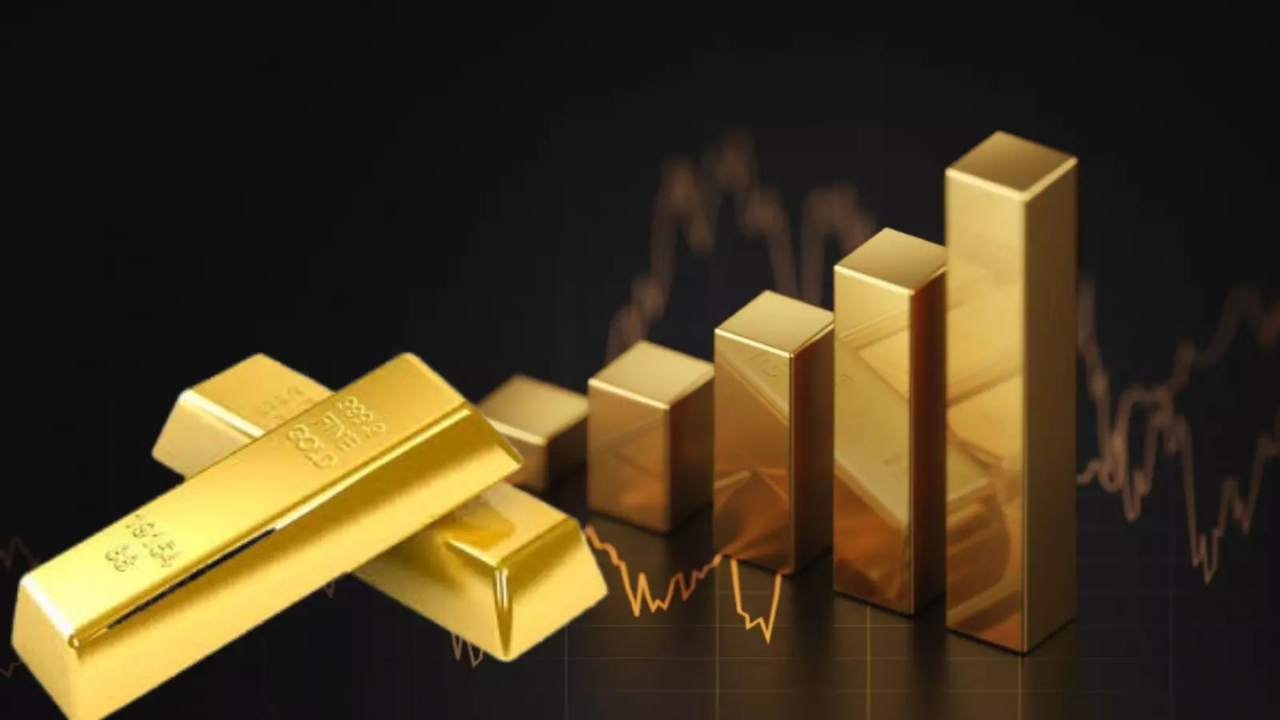 Gold investment trend: India's gold ETFs hit biggest-ever $10 billion AUM; weaker rupee and global uncertainty fuel demand